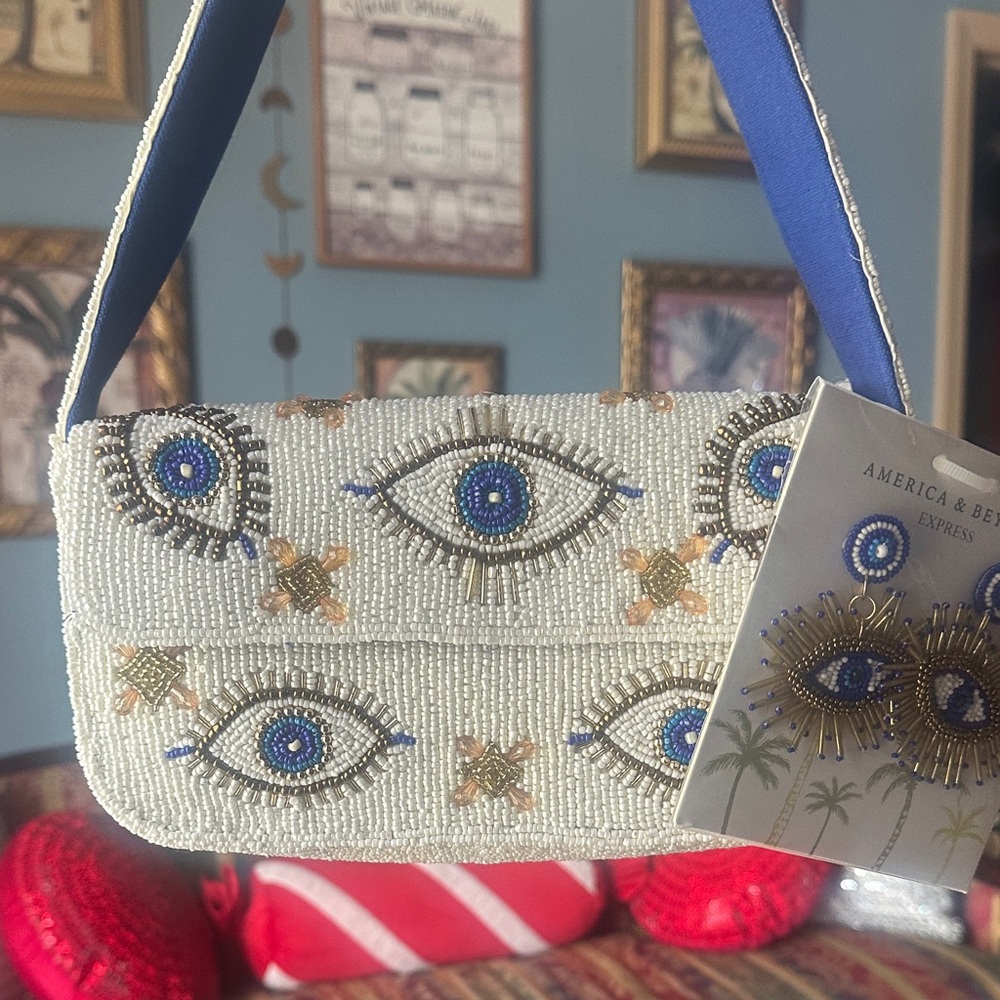 Beaded Bag Evil Eye satchel shoulder bag with matching earrings NWT white blue
